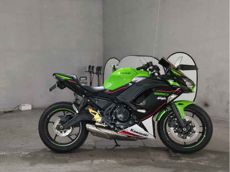 Kawasaki Ninja 650 2022