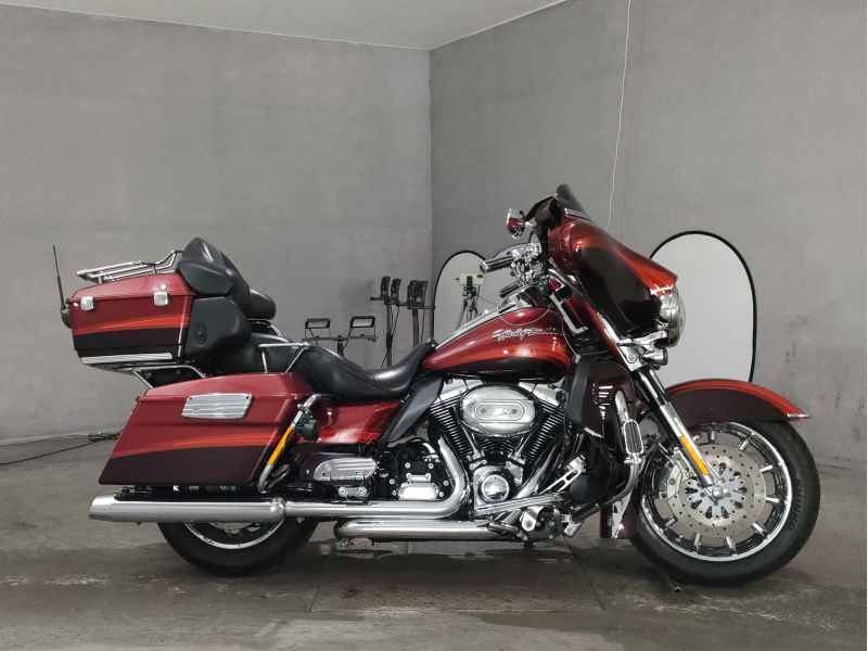 Harley-Davidson Electra Glide FLHTCU1580 CVO 2009
