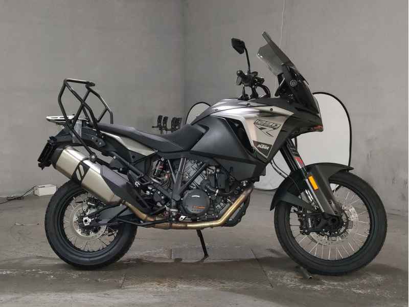 KTM 1290 Super Adventure R 2020