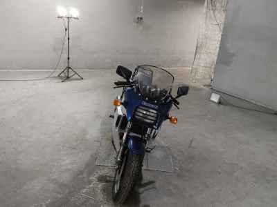 Kawasaki GPZ900R
