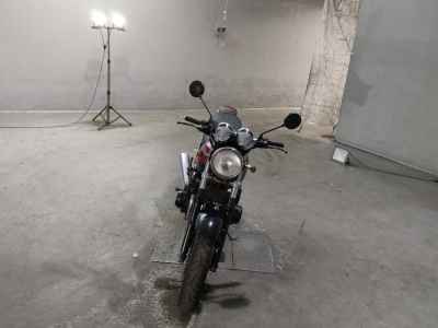 Kawasaki Zephyr 400 2009