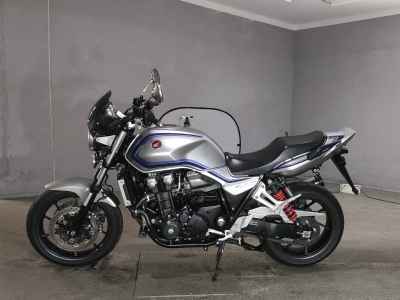 Honda CB1300SF 2023