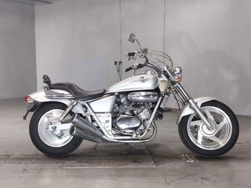 Honda Magna 250