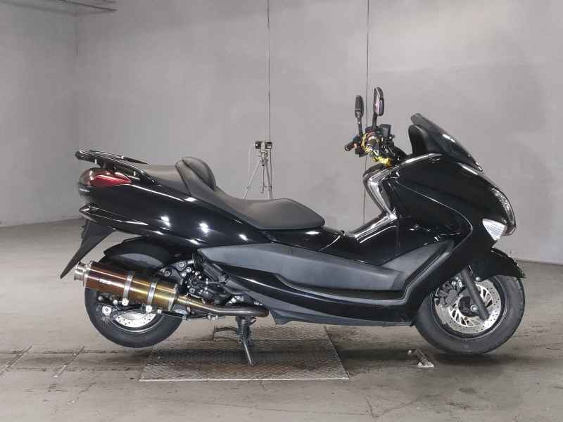 Yamaha Majesty 250