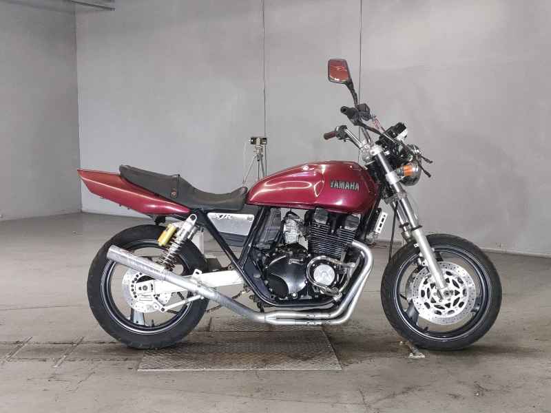 Yamaha XJR400