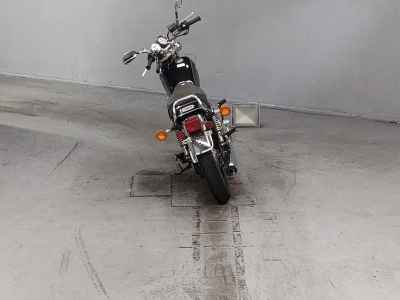Yamaha SR400