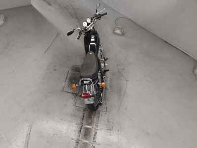 Yamaha SR400