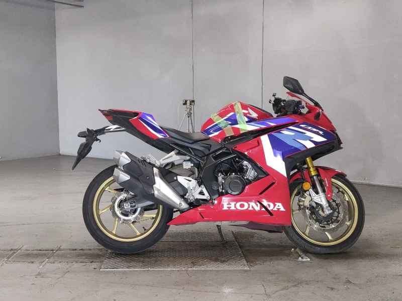 Honda CBR250RR 2023