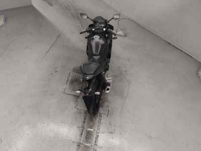 Yamaha YZF-R25