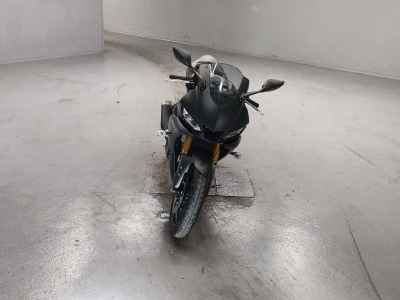 Yamaha YZF-R25