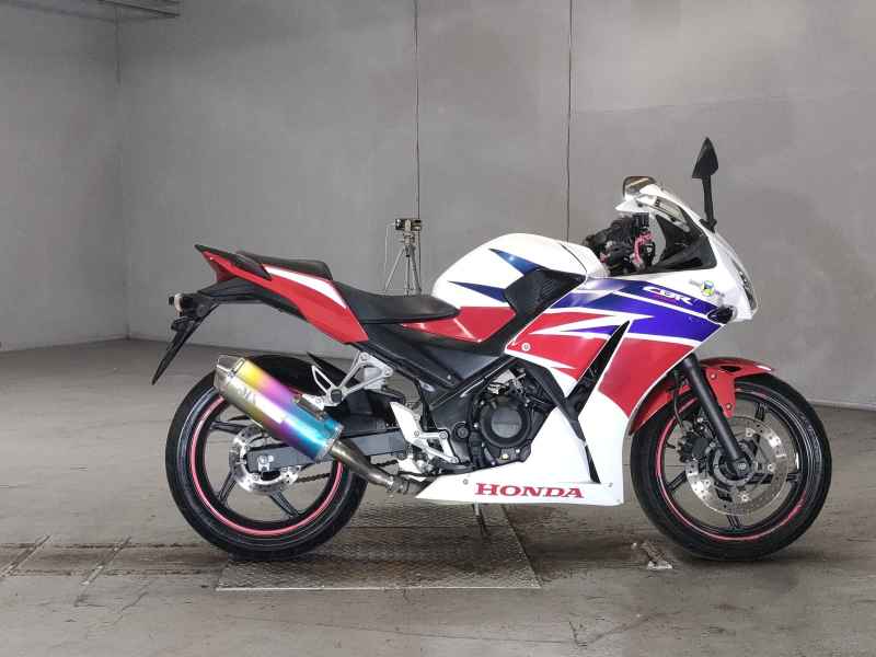 Honda CBR250R 2015