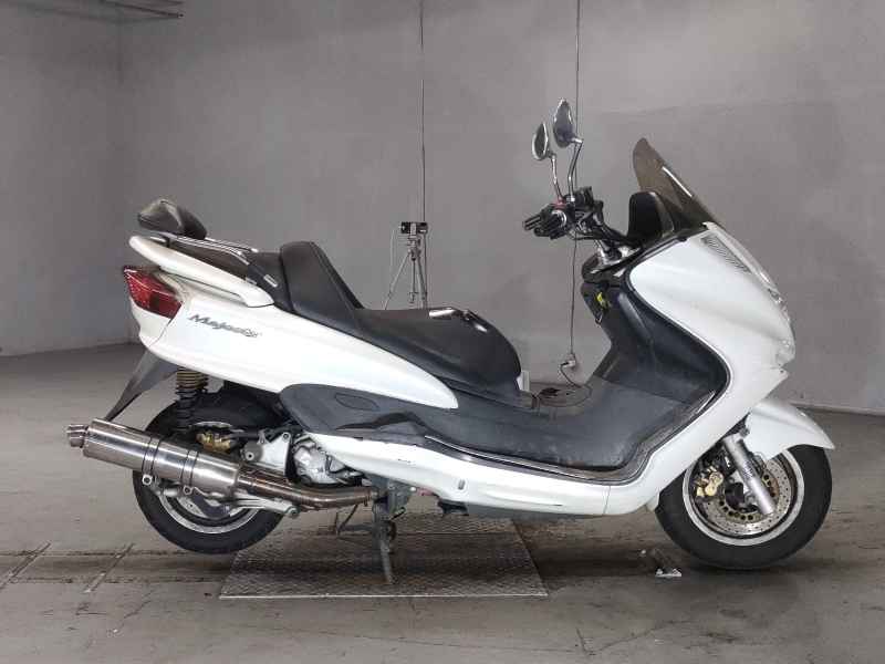 Yamaha Majesty 250C