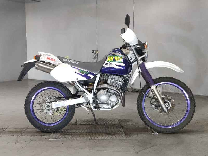 Suzuki Djebel 250XC