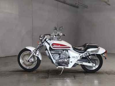 Honda Magna 250