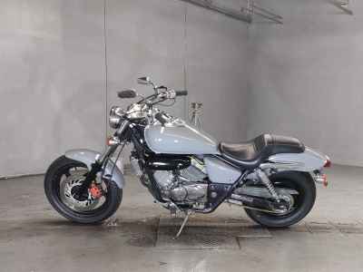 Honda Magna 250