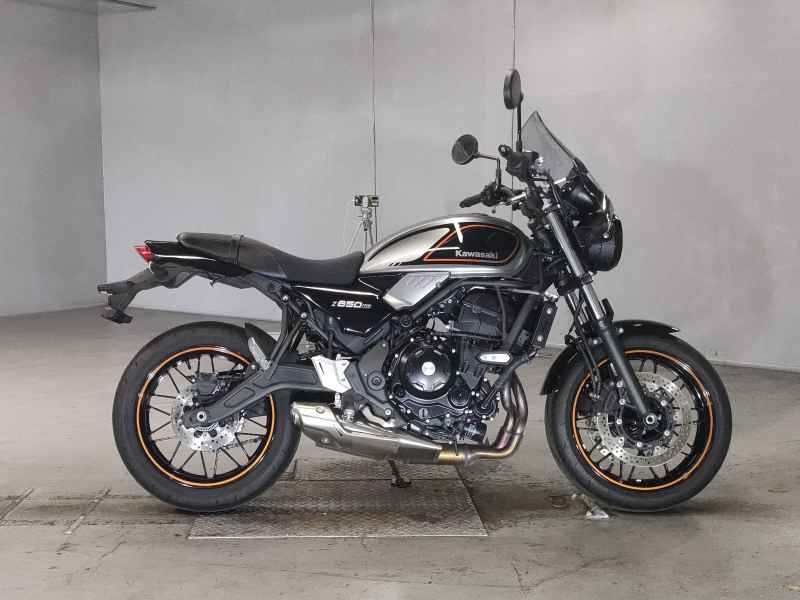 Kawasaki Z650RS 2022