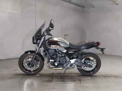 Kawasaki Z650RS 2022