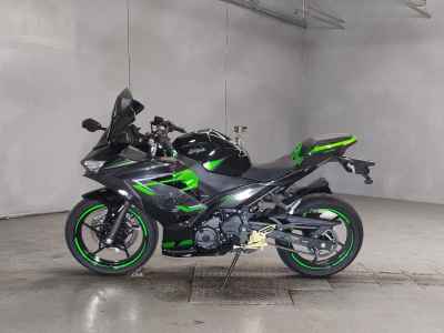 Kawasaki Ninja 400 2023
