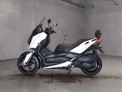 Yamaha XMAX 250