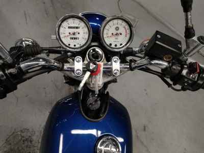 Yamaha SR400 2021