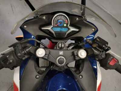 Honda CBR250R 2011