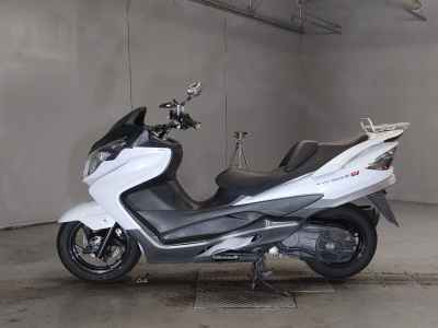 Suzuki Skywave 250M
