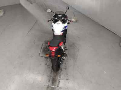 Honda CBR400R 2013