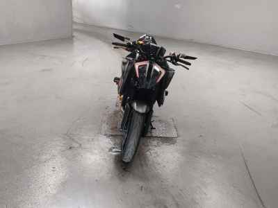 KTM 1290 Super Duke R 2020