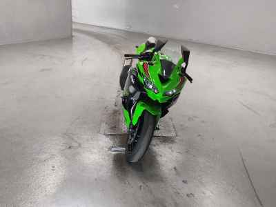 Kawasaki Ninja ZX-4RR 2024