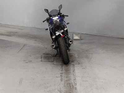 Yamaha YZF-R25
