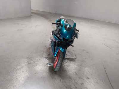 Yamaha YZF-R25