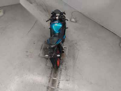 Yamaha YZF-R25