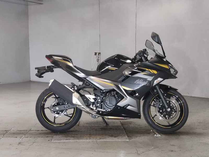Kawasaki Ninja 400 2022