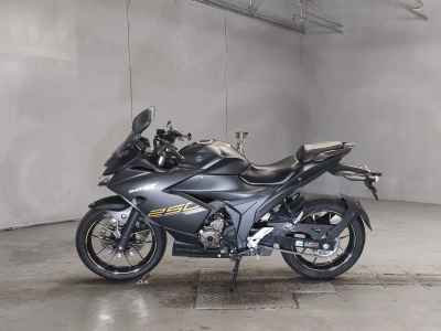 Suzuki Gixxer 250SF