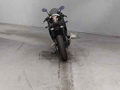 Yamaha YZF-R25
