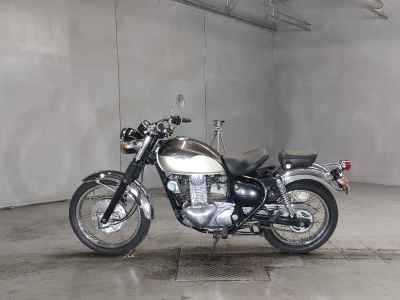 Kawasaki Estrella Custom