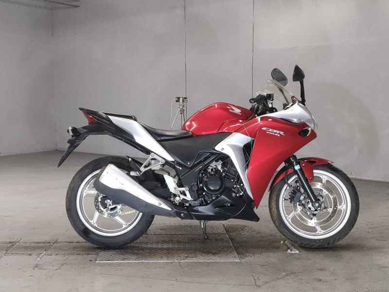Honda CBR250R 2011