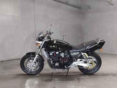 Yamaha XJR400