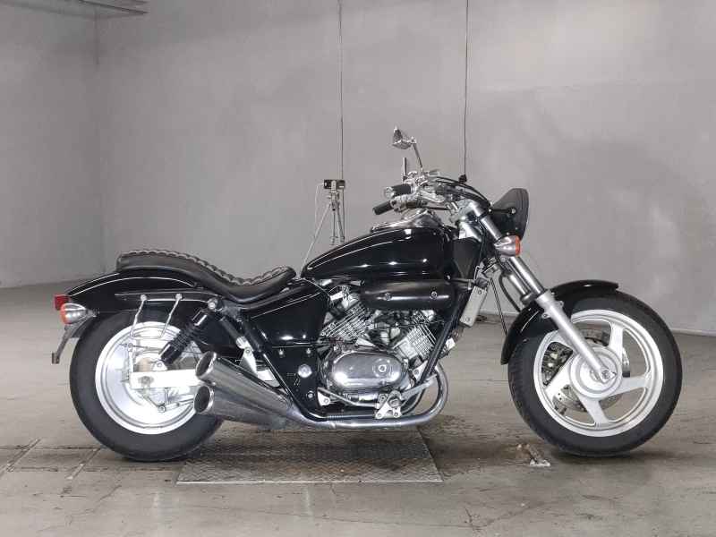 Honda Magna 250