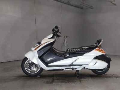 Suzuki Gemma 250
