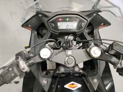 Honda CBR400R 2015