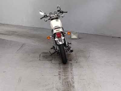 Yamaha SR400 2015