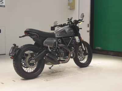 Ducati Scrambler Nightshift 2021