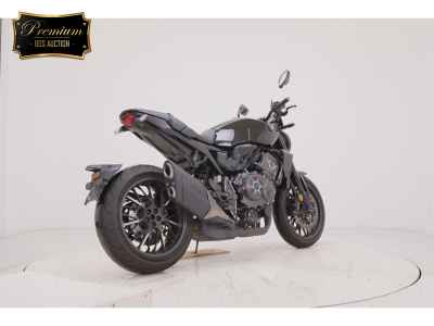 Honda CB1000R 2023