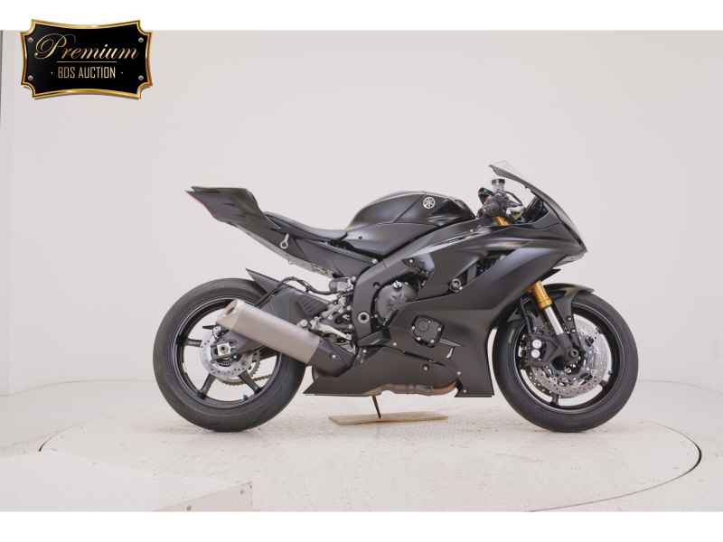 Yamaha YZF-R6 2022