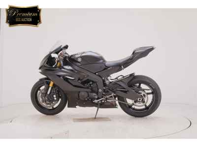 Yamaha YZF-R6 2022