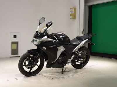 Honda CBR250R 2011