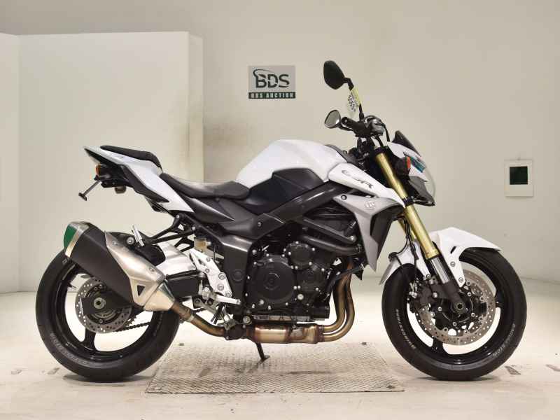 Suzuki GSR750 2015