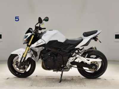 Suzuki GSR750 2015