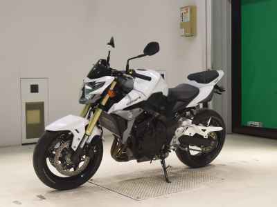 Suzuki GSR750 2015